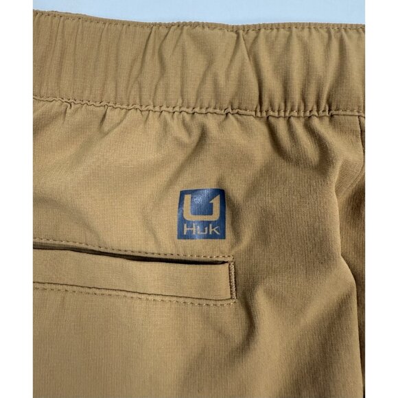 Huk Fishing Mens Creekbed Cargo Shorts Size 2XL Tan Hybrid Performance Outdoors - Picture 8 of 12